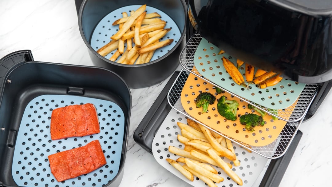 air-fryer-silicone-liners-perforated-prevents-food-sticking-best-recipe