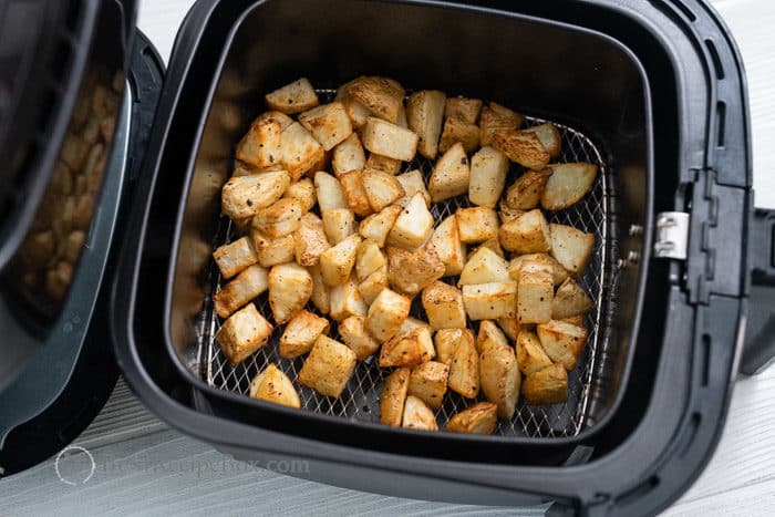 Air Fryer Roast Potatoes So crispy and good! Air Fried Potatoes @bestrecipebox