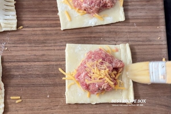 egg seal on pastry dough