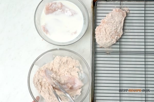 Coating chicken