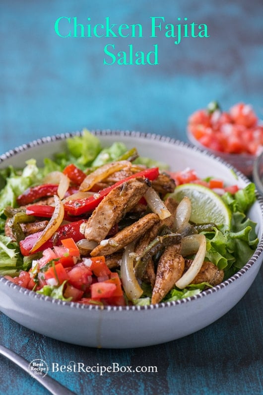 Chicken Fajita Salad Recipe in a bowl 