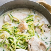 Creamy Garlic Chicken Alfredo Zucchini Noodles recipe | @bestrecipebox