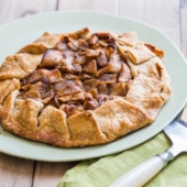 Easy Apple Galette Recipe or French Apple Pie Recipe | @bestrecipebox