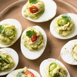Guacamole Deviled Eggs Recipe with Avocado for Easter or Cinco de Mayo @bestrecipebox