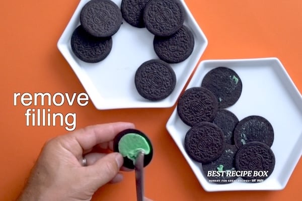 Removing filling from oreo