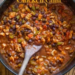 Healthy chicken chili recipe and such an easy chicken chili @bestrecipebox