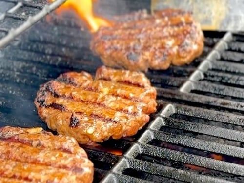 grilling korean kimchi burgers