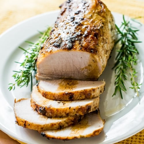 Måltid indbildskhed Vent et øjeblik Pork Tenderloin Recipe in Oven EASY JUICY | Best Recipe Box