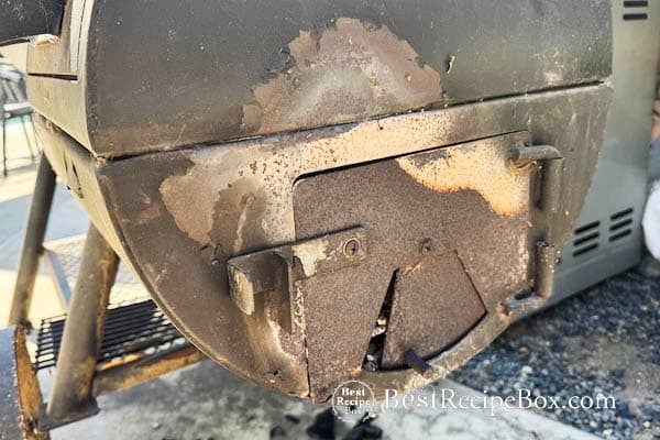 Vents on smoker