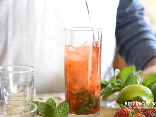 Stirring mojito