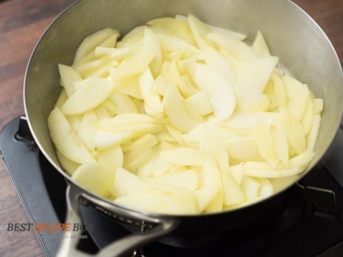 cooking apples in butter