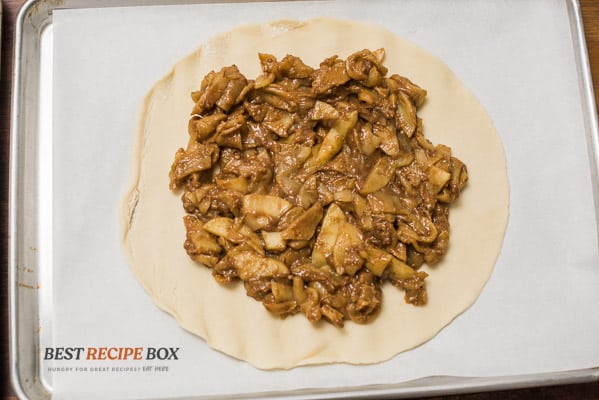 pie filling in middle of pie dough