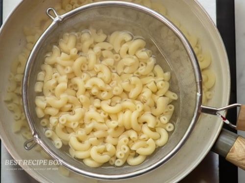 cooked and drained macaroni pasta