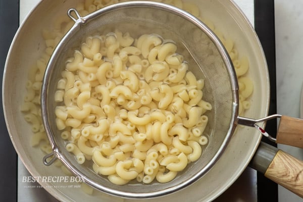 cooked and drained macaroni pasta