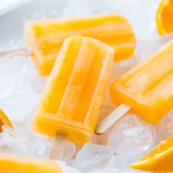 Juicy Orange Popsicles Recipe for Summer Popsicles! | @bestrecipebox
