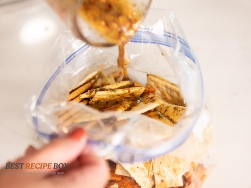 pour seasoning over crackers