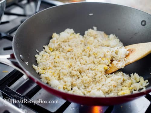 add egg to hot rice